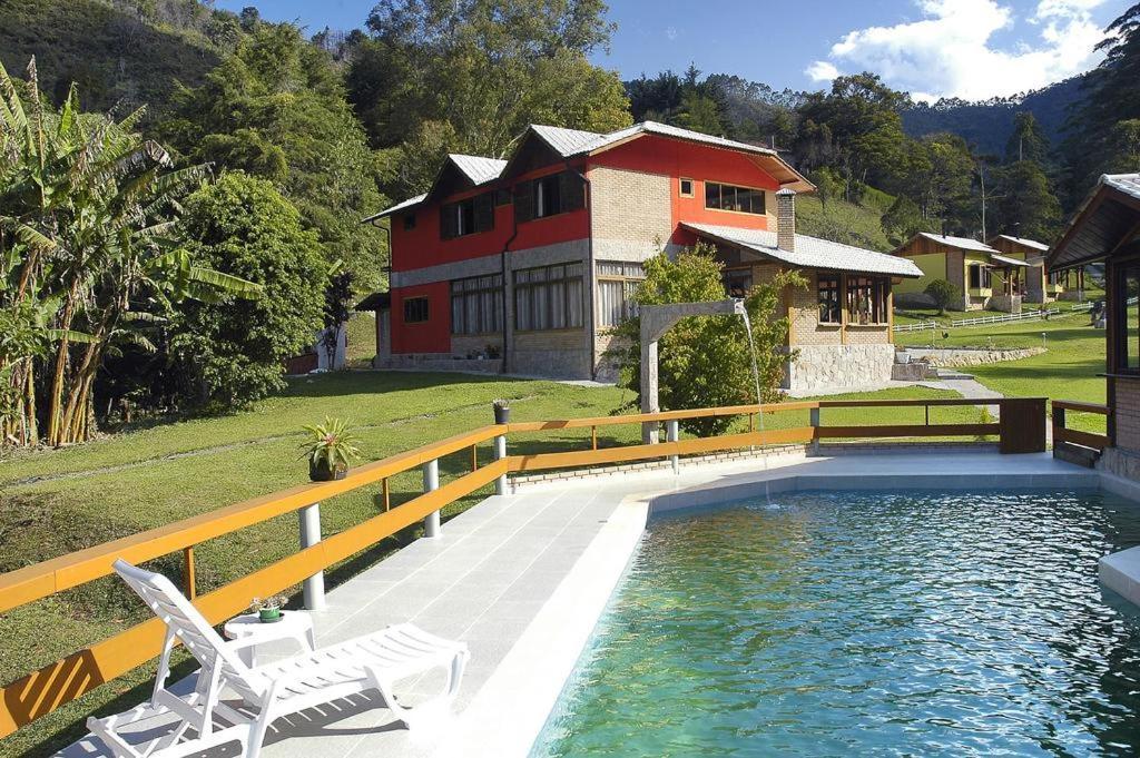 Um Lugar De Mato Verde *