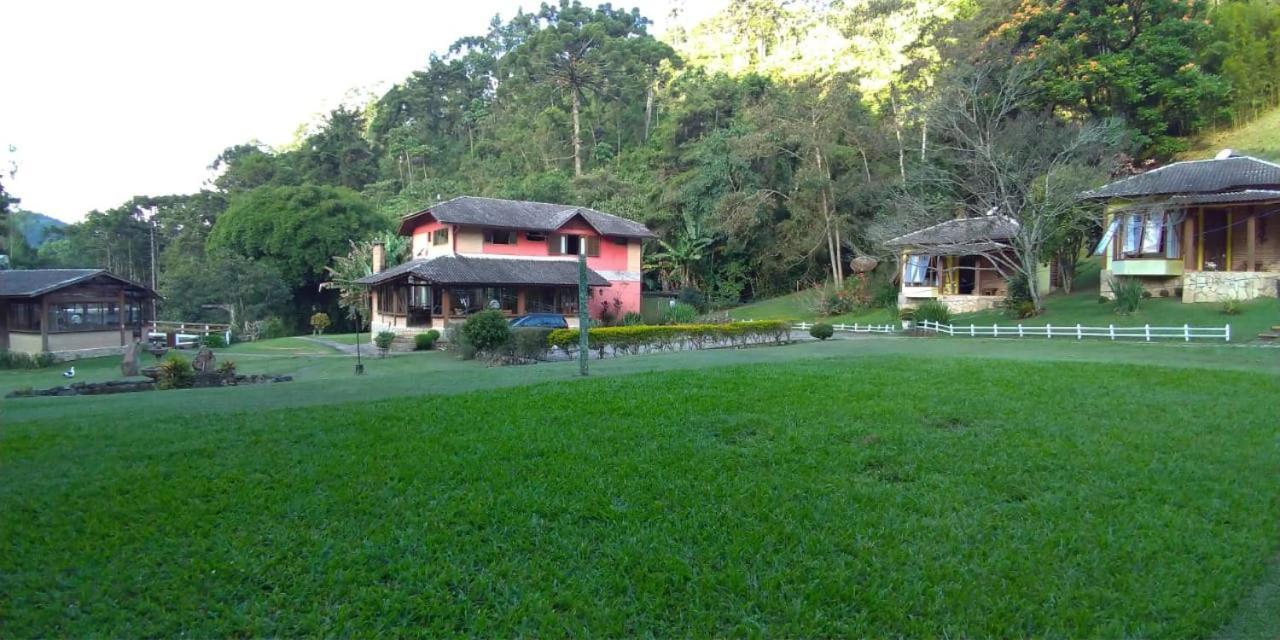 Casa de hóspedes Um Lugar De Mato Verde *